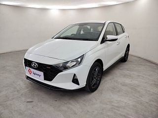 Used 2021 Hyundai New i20 Sportz 1.0 Turbo IMT Petrol Manual exterior LEFT FRONT CORNER VIEW