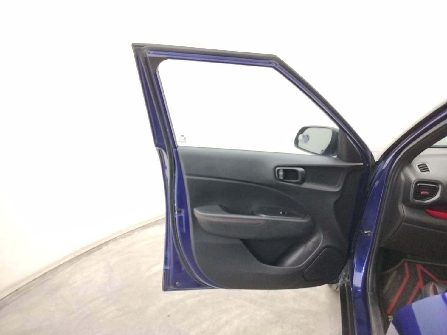 New Hyundai Venue N-Line interior LEFT FRONT DOOR OPEN VIEW