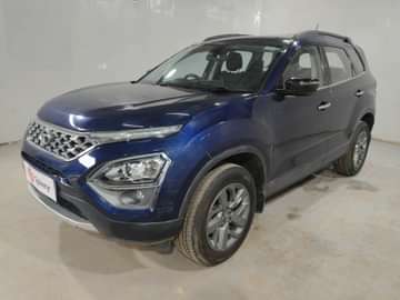 2022 Tata Safari XT