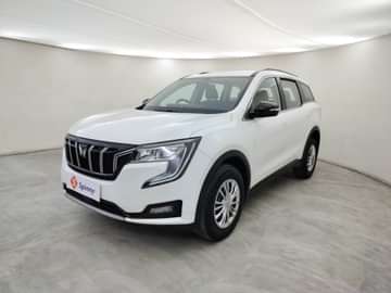 2022 Mahindra XUV700 AX 3 Petrol AT 5 STR