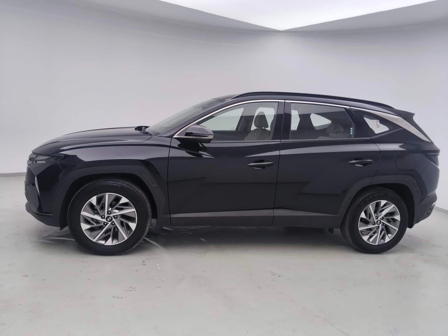 2022 Hyundai Tucson - 2