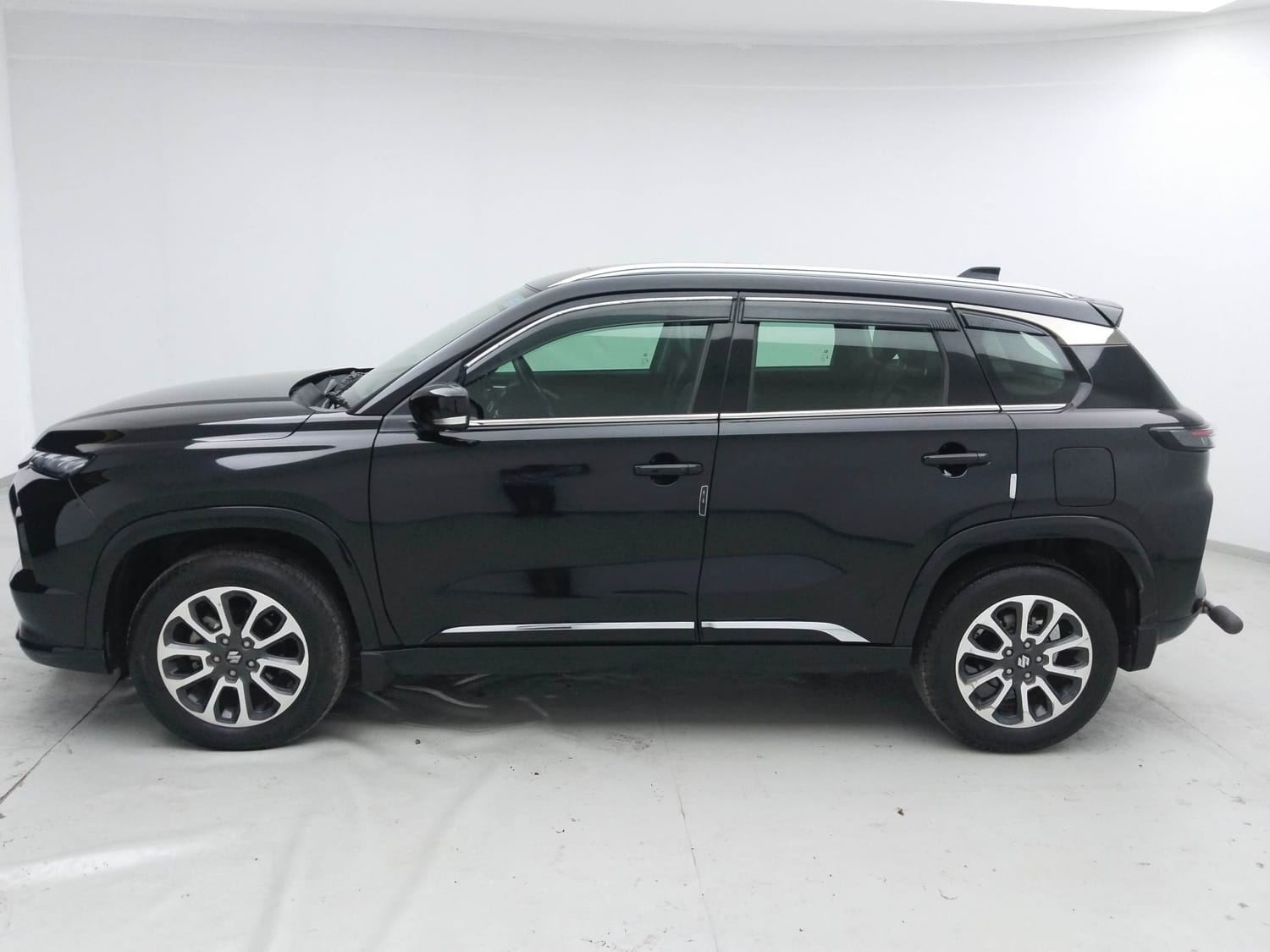 2024 Maruti Suzuki Grand Vitara - 2