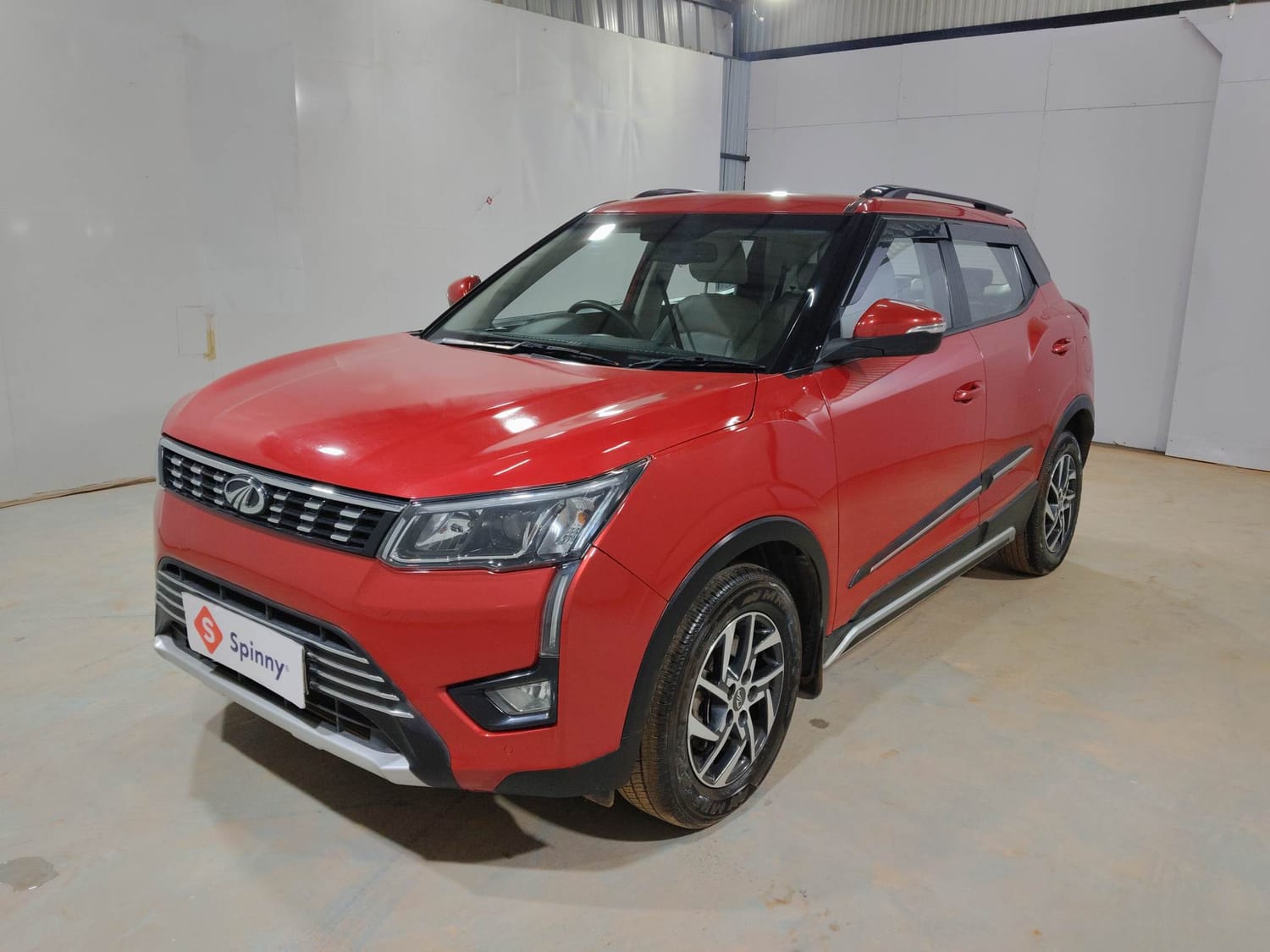 2022 Mahindra XUV 300 W8 (O) 1.5 Diesel AMT