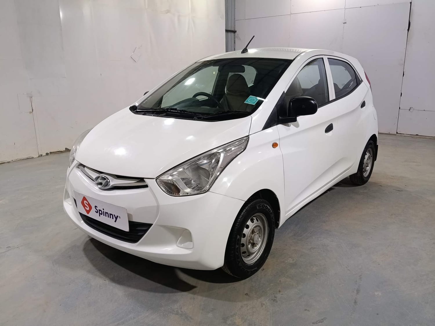 2013 Hyundai Eon Era +