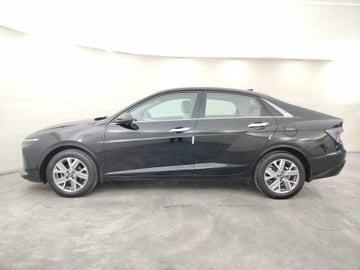 Used 2024 Hyundai Verna SX 1.5 Petrol MT Petrol Manual Image