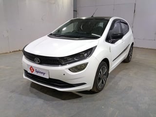 Used 2021 Tata Altroz XZ Plus i-Turbo Petrol Petrol Manual exterior LEFT FRONT CORNER VIEW