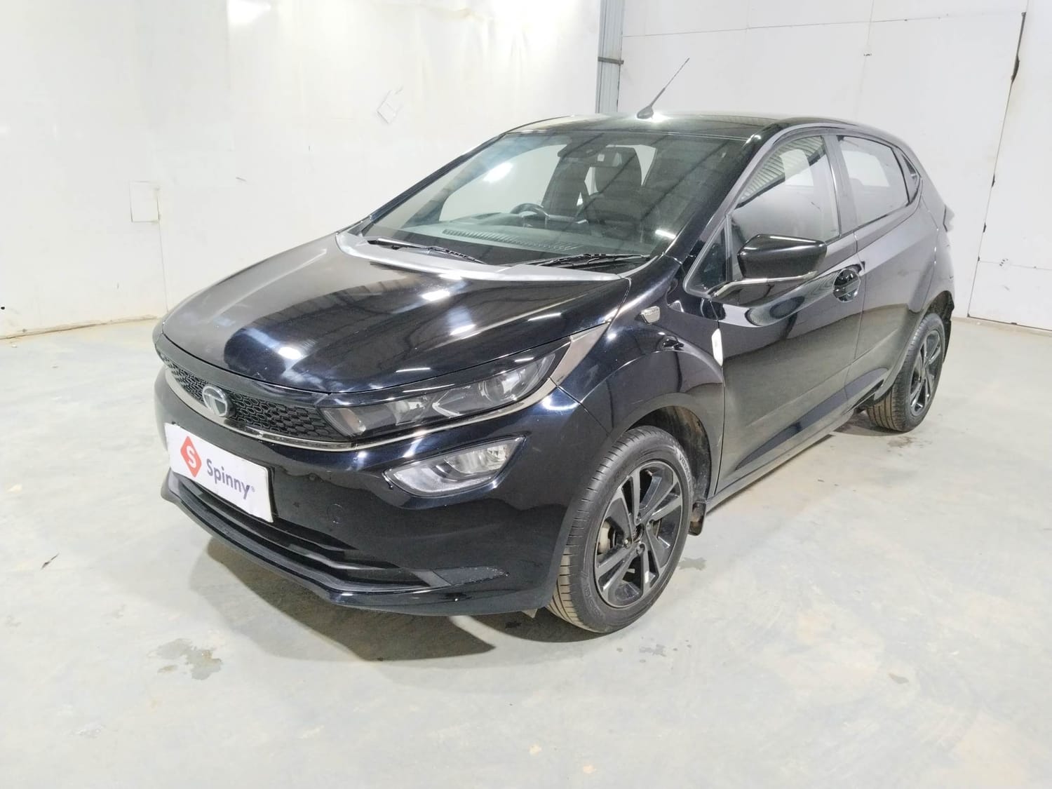 2022 Tata Altroz XZ Plus Diesel Dark Edition