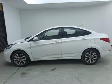 Used 2014 Hyundai Verna Fluidic 1.6 VTVT SX Petrol Manual Image