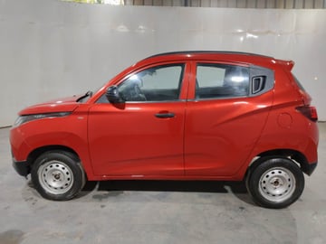 Used 2017 Mahindra KUV100 K2 6 STR Petrol Manual Image