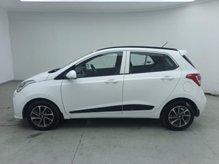 Used 2019 Hyundai Grand i10 Sportz AT 1.2 Kappa VTVT Petrol Automatic exterior LEFT SIDE VIEW